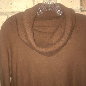 Sweaters - Cashmere sweater. Cowl neck. Sweaters - Cashmere sweater. Cowl neck.